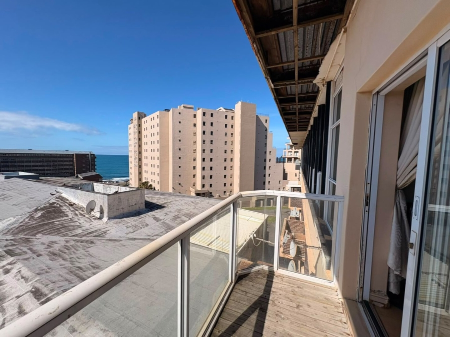 7 Bedroom Property for Sale in Quigney Eastern Cape
